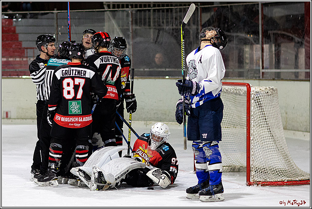 U20- ESV Bergisch Gladbach Realstars-Koenigsborner-JEC Bulldogs 9-3, 12.12.2021